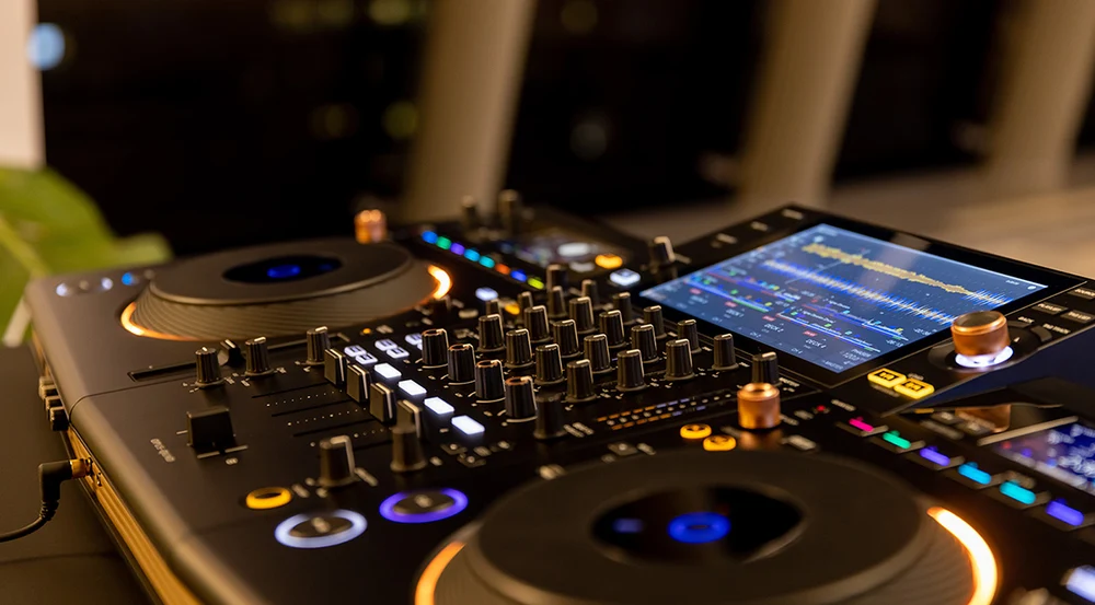 Pioneer OPUS-QUAD Rekordbox DJ System